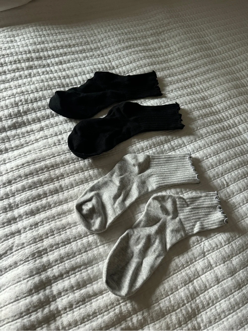 Set of 2 Ruffle Ankle Crew Socks Black & Heather Grey Lettuce Edge Trim Coquette